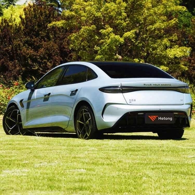 Maximale snelheid 180 Km/h Op maat gemaakte BYD SEAL 2022 650km Vierwielaandrijving Performance EV Car