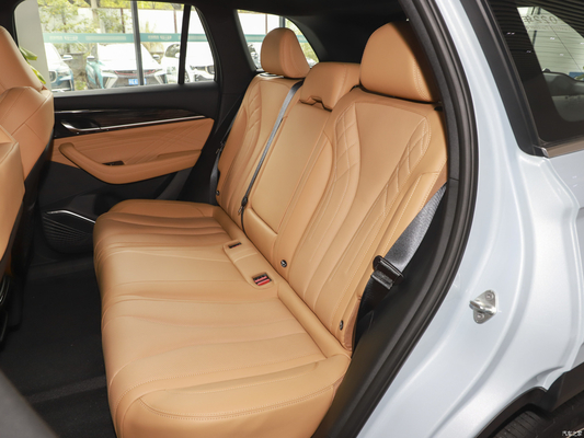 JILI Xingyue L 5-deurs SUV Smart Adult Mobility elektrisch voertuig Auto 4770x1895x1689mm