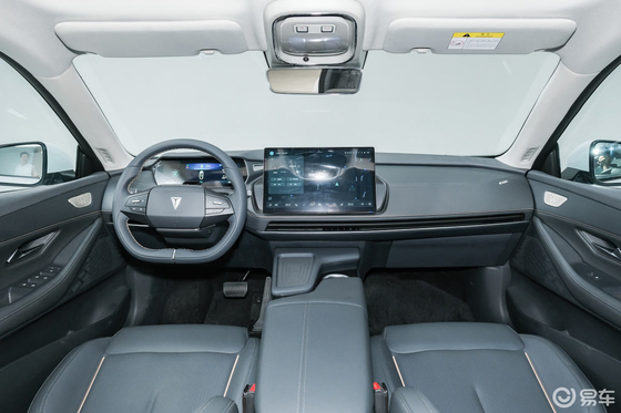 Elektrische SUV's 4X4 Links Auto Changan Blauw Sl03 Grote ruimte Volwassen Maximaal vermogen 190kW