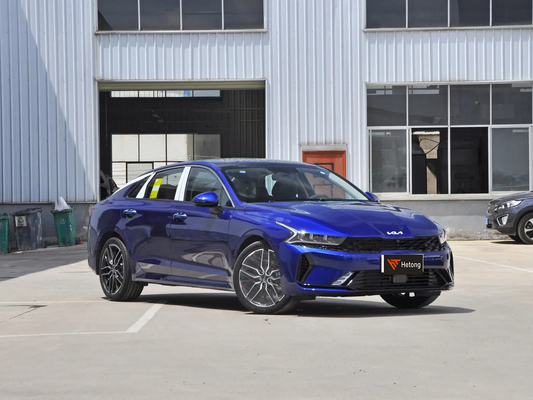 KIA K5 380GT Line Flagship 2.0t Verplasing Benzine 5 zitplaatsen Sedan met 2.0t Motor