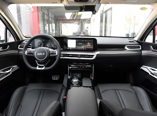 KIA K5 380GT Line Flagship 2.0t Verplasing Benzine 5 zitplaatsen Sedan met 2.0t Motor