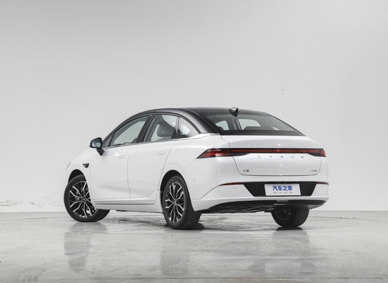 Auto Xpeng P5 2021 460g energievoertuig met hoge snelheid en zuiver elektrische technologie