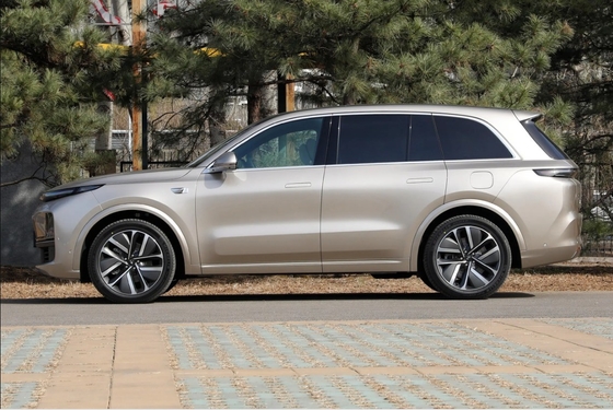 6.5 uur snelle oplaadtijd Li One L8 Max elektrische SUV met Ternary Lithium batterij in 2023