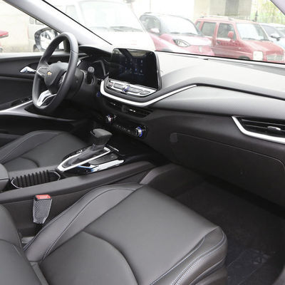 Zuivere elektrische auto met een maximaal koppel van 265 Nm Auto Chevrolet Cruise Five Door Car