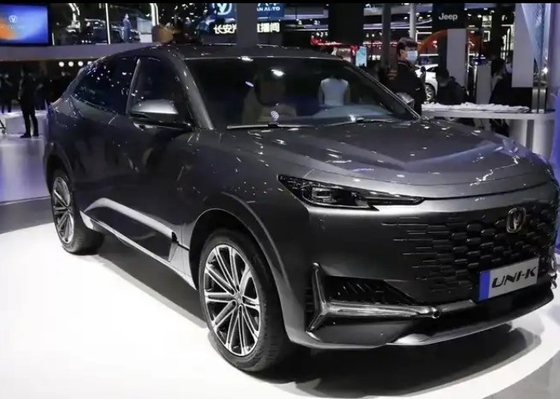 2023 Changan Uni-K 5-deurs 5-zits SUV 2.0T 233 pk Handmatige co-piloot zitplaats aanpassing