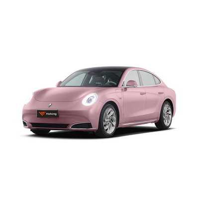 Elektrische Mini Car voor dames ORA Good Cat 305KM Mini Energy Vehicle 4401x1867x1633mm