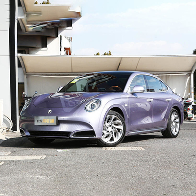 Elektrische Mini Car voor dames ORA Good Cat 305KM Mini Energy Vehicle 4401x1867x1633mm