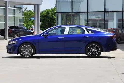 KIA K5 380GT Line Flagship 2.0t Verplasing Benzine 5 zitplaatsen Sedan met Panorama Sunroof