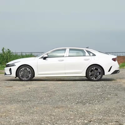 KIA K5 380GT Line Flagship 2.0t Verplaatsing Benzine 5 zitplaatsen Sedan Sedan