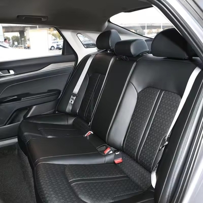 KIA K5 380GT Line Flagship 2.0t Verplaatsing Benzine 5 zitplaatsen Sedan Sedan