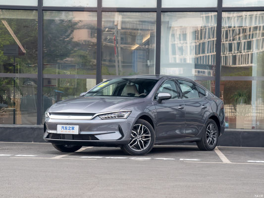 Op maat gemaakte 2023 Byd Qin Plus elektrische auto sedan voor 4 deuren 5 zitplaatsen carrosserie structuur