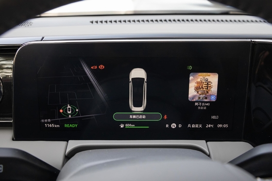 100% elektrische auto super krachtig 4wd energievoertuig gebruikte sprongmotor C01 bereik 430km