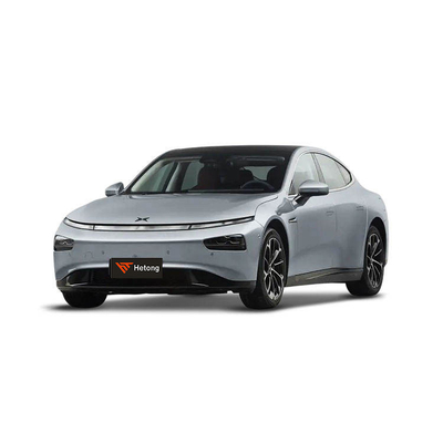 2022 Xpeng P7 586G Elektrisch voertuig 4 wielen 5 zitplaatsen High Speed Rode/Witte Chinese auto's
