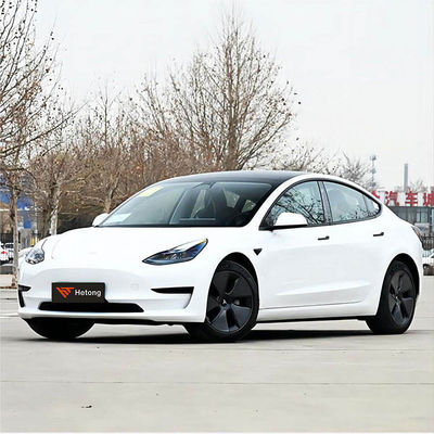Op maat gemaakte 4-deurs 5-zits Sedan Tesla Model 3 redelijk hoge snelheid EV met 5 zitplaatsen
