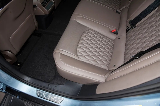 s 2023 High Speed Electric SUV met 4-deurs carrosserie structuur en maximaal vermogen 228-517