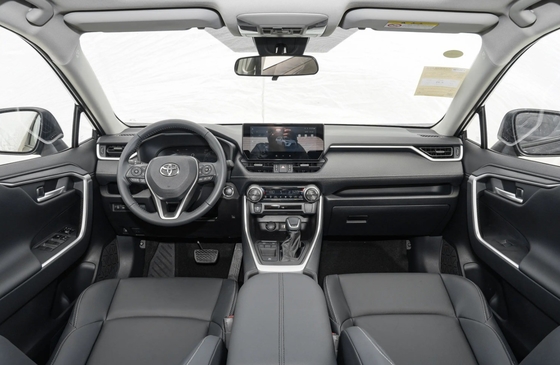 Voorwiel Macpherson uitgerust met 2022 GAC Toyota Veranda SUV voor Design Arrival