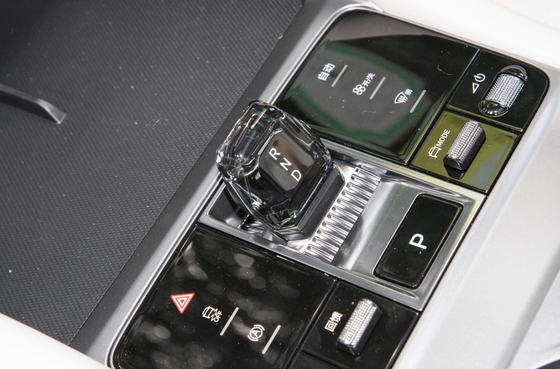 650 Km bereik 5 zitplaatsen 4 wielen BYD Song Plus EV SUV met motor Ps 333 en curb weight 2300
