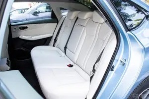 4500x1842x1746mm Grootte en 610km Kilometer 2023 Gac Aion S Pure Endurance Compact Car