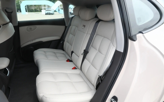 2023 High Power 4WD Zhiji LS6 EV Sports Car met een pure elektrische actieradius van 560-702 km