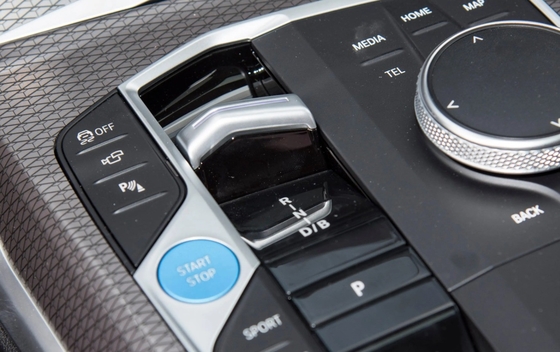 Energievoertuigen BMW i3 E-Drive 35L Gemaakt met lengte breedte hoogte 4872*1846*1481 mm
