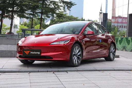 Pure Electric 2023 Tesla Model 3 met vierwielaandrijving 606km Bereik 0,67H Snel opladen