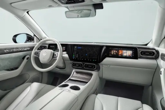 Gepersonaliseerde lange afstand 5 zitplaatsen Leapmotor C11 Panorama Skylight High Configuration EV SUV