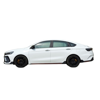 4605*1878*1643mm Geely Binrui 1.5TD 7DCT Power Edition Benzine Sedan voor prestaties