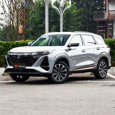 Hoge snelheid brandstofvoertuigen Changan CS75 Plus touchscreen en minimale grote afstand 15°-20° SUV