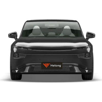 2024 Xpeng P7 5 zitplaatsen 2WD Energy Car Auto met linker stuur in zwart/rood/wit