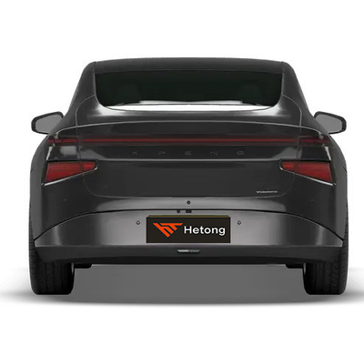 2024 Xpeng P7 5 zitplaatsen 2WD Energy Car Auto met linker stuur in zwart/rood/wit