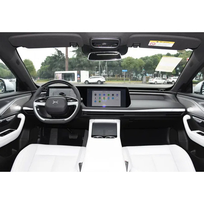 2024 Xpeng P7 5 zitplaatsen 2WD Energy Car Auto met linker stuur in zwart/rood/wit